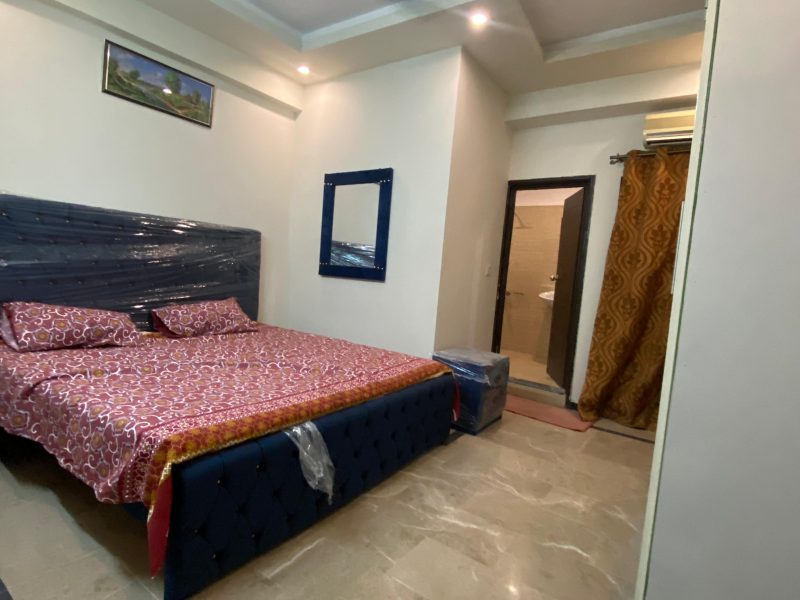 2 Bedroom Fully Furnished Flat for Rent in Suburbia Residence, Safari Villas 1 Phase 1 Bahria Town