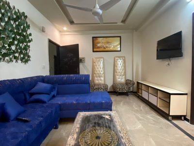 2 Bedroom Fully Furnished Flat for Rent in Suburbia Residence, Safari Villas 1 Phase 1 Bahria Town