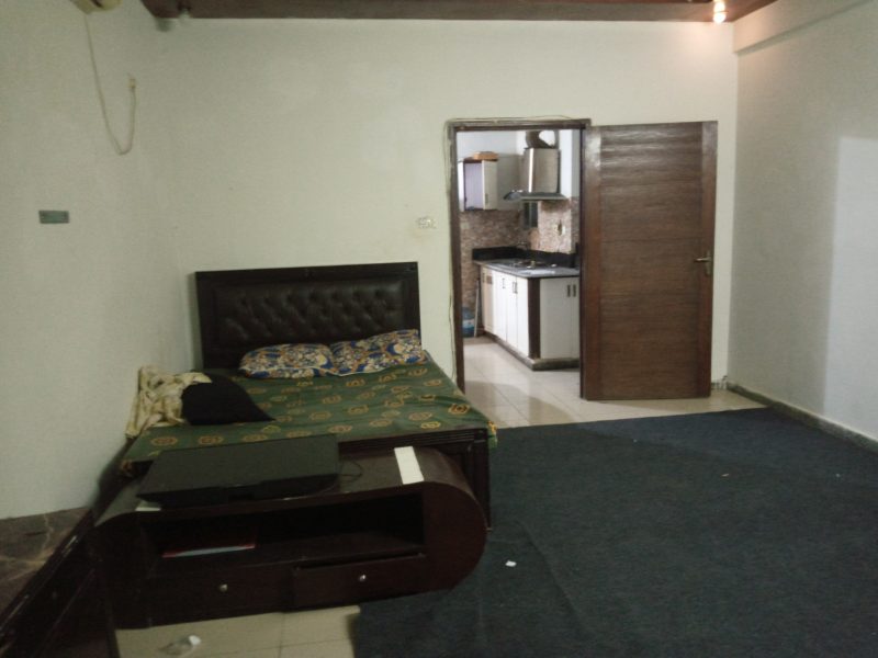 1 Bedroom Furnished Flat for Rent in QJ Heights | 2nd Floor | Gas & Parking Available