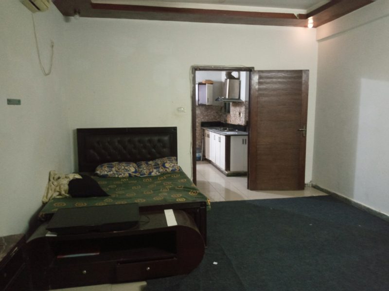 1 Bedroom Furnished Flat for Rent in QJ Heights | 2nd Floor | Gas & Parking Available