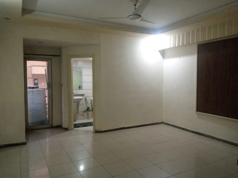 2 Bedroom Corner Flat for Sale in QJ Heights | 5th Floor | Double Elevators