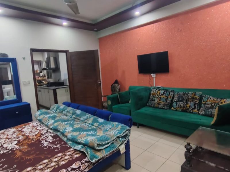 1 Bedroom Furnished Flat for Rent in QJ Heights – 2nd Floor | Rs. 35,000/Month