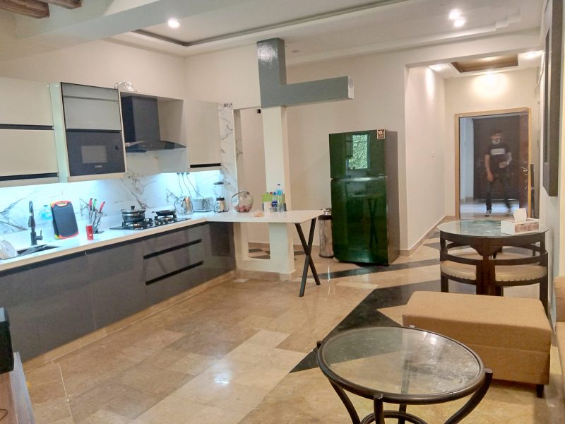 2 Bedroom Furnished Flat for Short-Term Rent at 15000/Night – 3rd Floor Luxury Apartment