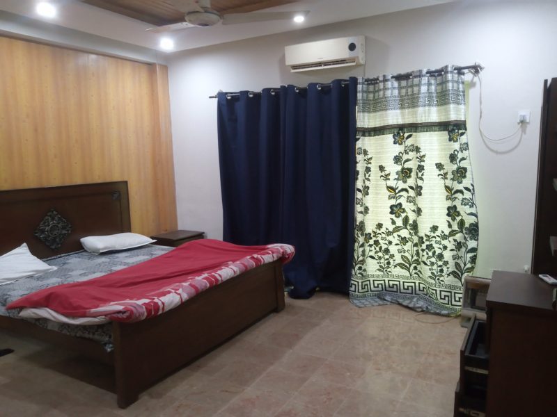 2 Bedroom Fully Furnished Luxury Apartment for Rent in Parkway Apartments | 1200 Sq Ft
