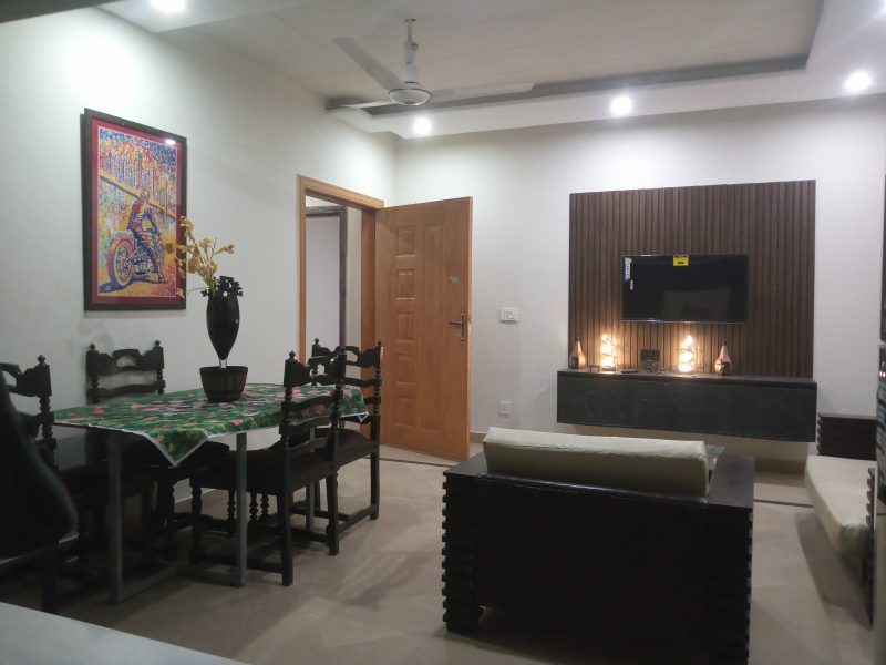 2 Bedroom Fully Furnished Luxury Apartment for Rent in Parkway Apartments | 1200 Sq Ft