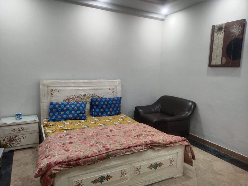 Studio Furnished Flat for Rent on Ground Floor – 5000/Night, Parkway Apartments Bahria Town